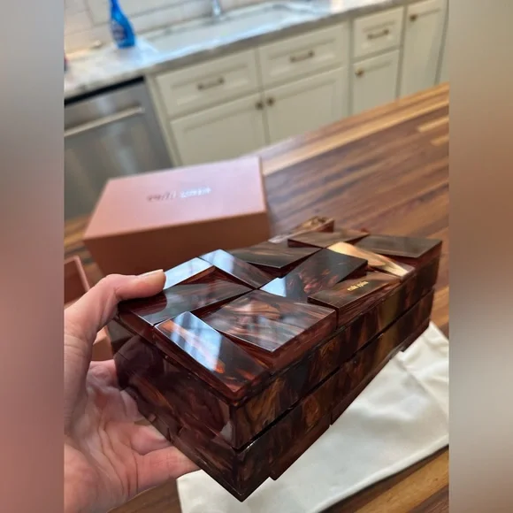 Cult Gaia Marble Brown Clutch - Picture 12 of 14